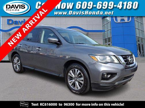 2019 Nissan Pathfinder SL