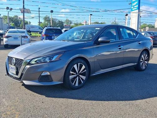 2022 Nissan Altima 2.5 SV