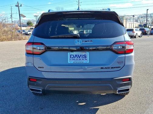 2025 Honda Pilot Black Edition