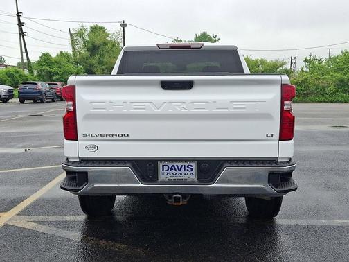 Summit White 2024 Chevrolet Silverado 1500 LT