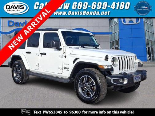 2023 Jeep Wrangler 4-Door Sahara