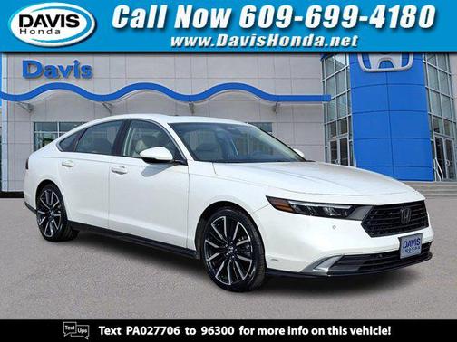 Platinum White Pearl 2023 Honda Accord Hybrid Touring
