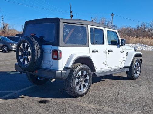 2022 Jeep Wrangler Unlimited Sahara