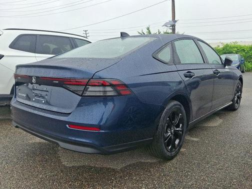 2025 Honda Accord Sport SE 1.5T