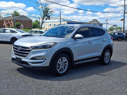 Molten Silver 2018 Hyundai TUCSON SEL Plus