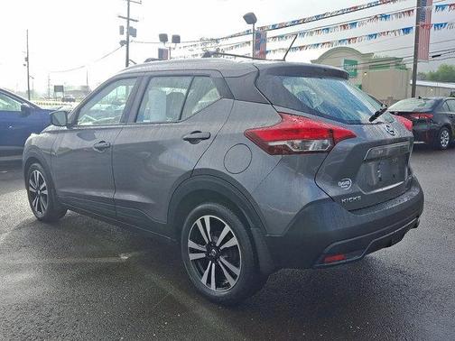 2019 Nissan Kicks SV