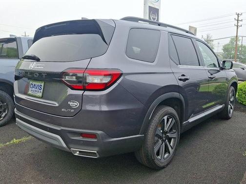 2025 Honda Pilot Elite