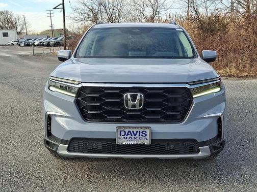 2024 Honda Pilot Touring 8-Passenger