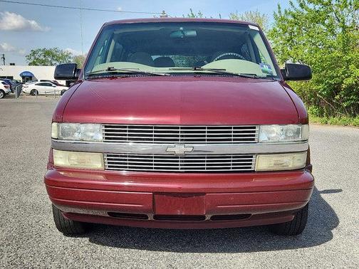2004 Chevrolet Astro Base