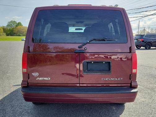 2004 Chevrolet Astro Base