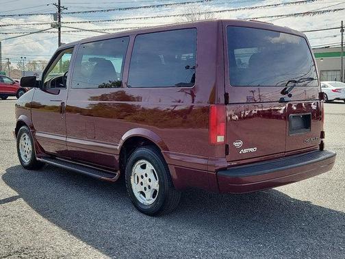 2004 Chevrolet Astro Base