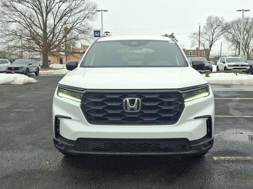 2025 Honda Pilot Sport