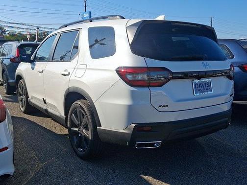 2025 Honda Pilot Sport