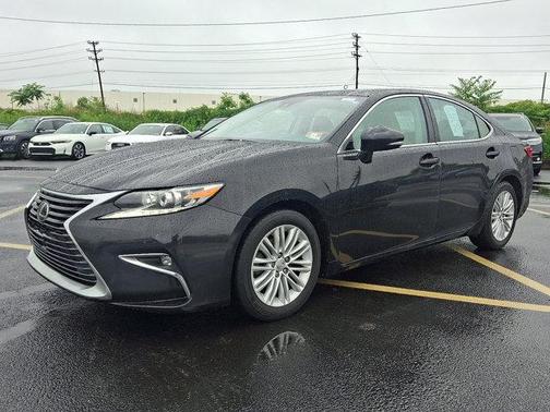 2017 Lexus ES 350 Base