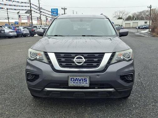 2017 Nissan Pathfinder S
