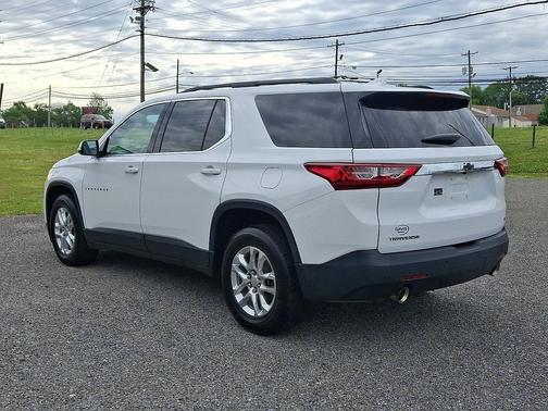 Summit White 2019 Chevrolet Traverse LT Cloth