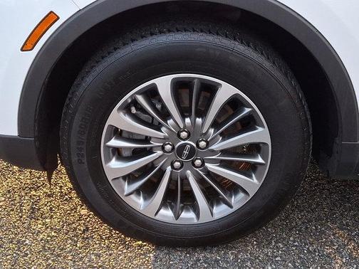 2021 Lincoln Nautilus Standard