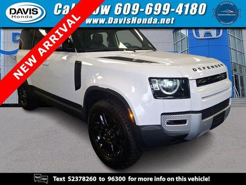 2025 Land Rover Defender 110 P300