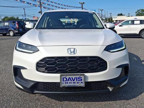 2025 Honda HR-V LX