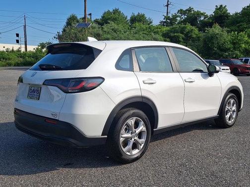 2025 Honda HR-V LX