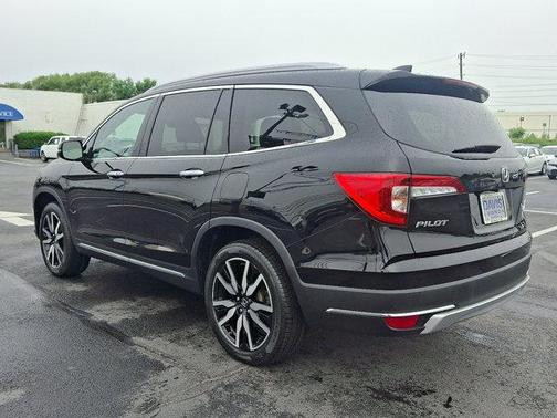 2022 Honda Pilot AWD Elite