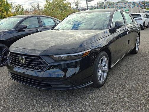 2025 Honda Accord LX 1.5T
