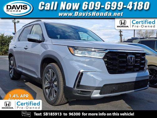 2025 Honda Pilot Touring 8-Passenger