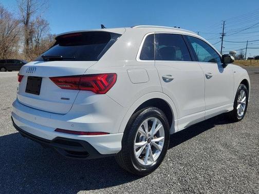 2024 Audi Q3 Premium 45 TFSI S line quattro Tiptronic
