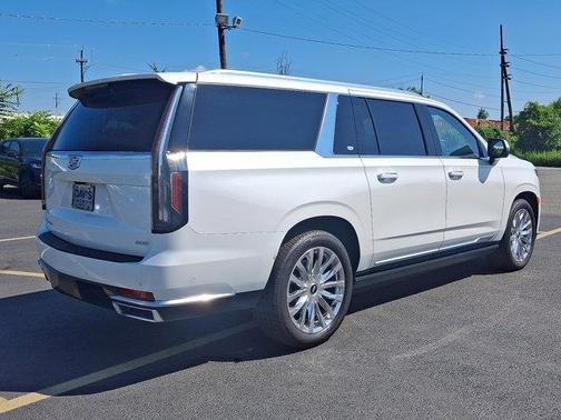 2024 Cadillac Escalade ESV Premium Luxury