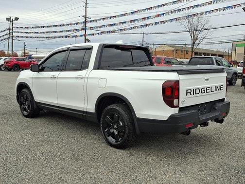2025 Honda Ridgeline Black