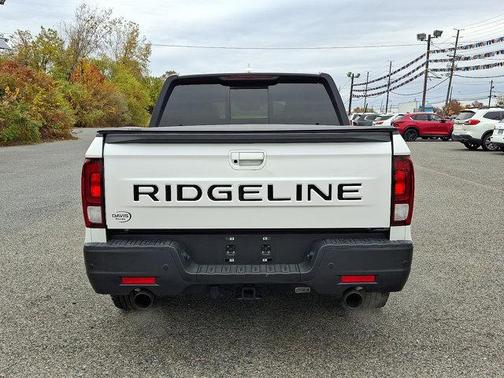 2025 Honda Ridgeline Black