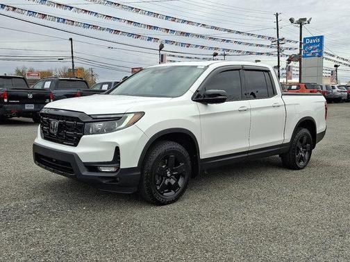 2025 Honda Ridgeline Black