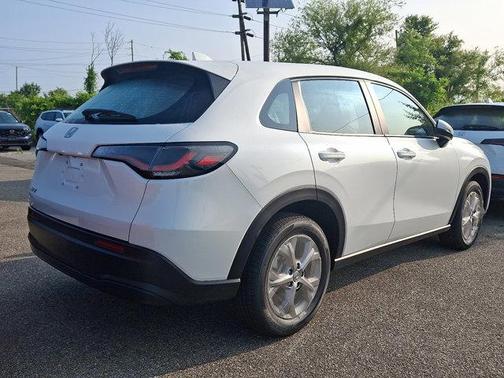 2025 Honda HR-V LX