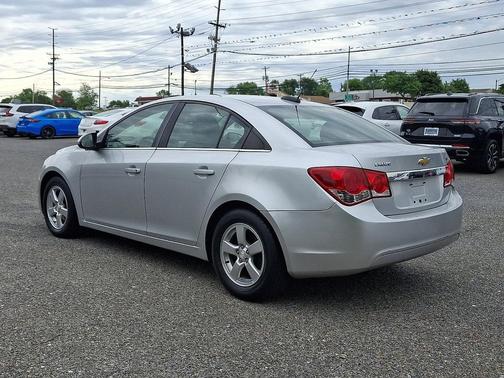 Silver Ice Metallic 2015 Chevrolet Cruze 1LT
