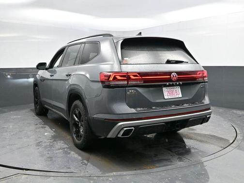 2024 Volkswagen Atlas 2.0T SEL