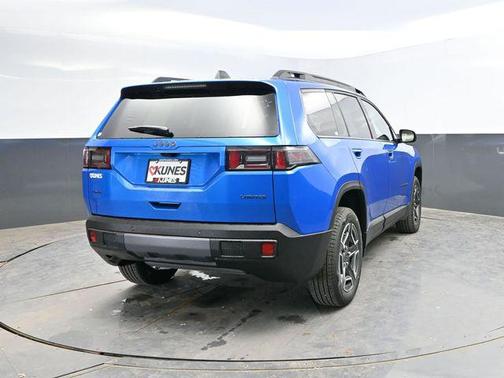Hydro Blue Pearlcoat 2026 Jeep Cherokee Limited