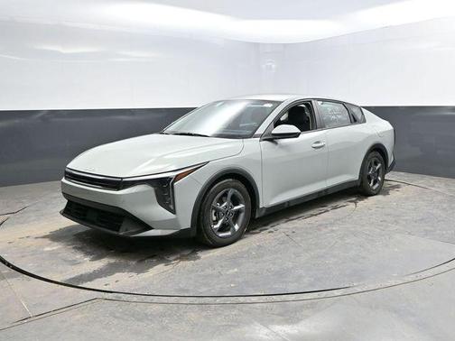 Morning Haze 2025 Kia K4 LXS