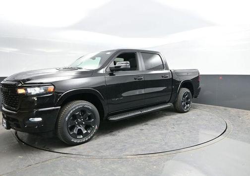 Diamond Black Crystal Pearlcoat 2026 RAM 1500 Big Horn/Lone Star