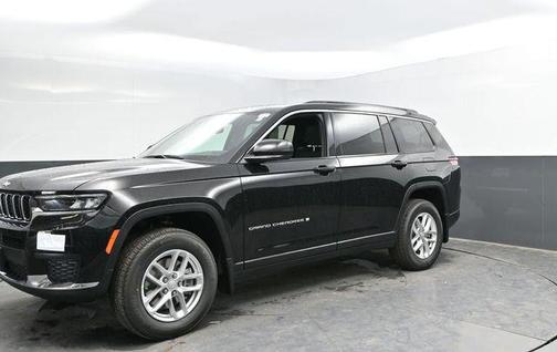 Diamond Black Crystal Pearlcoat 2026 Jeep Grand Cherokee L Altitude