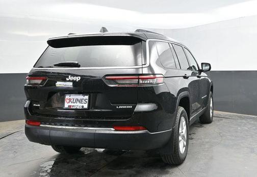 Diamond Black Crystal Pearlcoat 2026 Jeep Grand Cherokee L Altitude