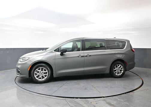 2025 Chrysler Pacifica L