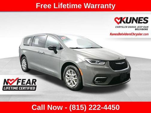 2025 Chrysler Pacifica L