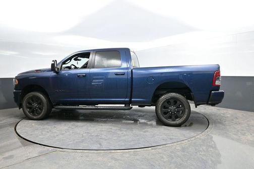 Patriot Blue Pearlcoat 2024 RAM 2500 Big Horn Crew Cab 4x4 6'4' Box