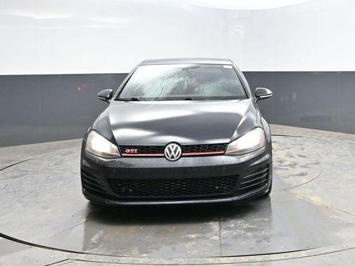 2017 Volkswagen Golf GTI 2.0T SE 4-Door
