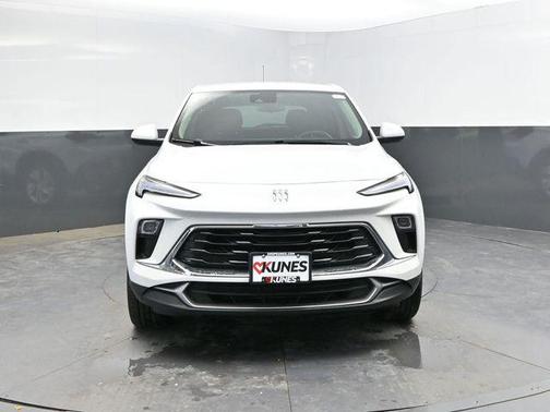 Summit White 2025 Buick Encore GX Preferred