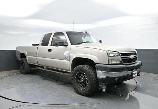 Silver Birch Metallic 2006 Chevrolet Silverado 3500 LT Extended Cab