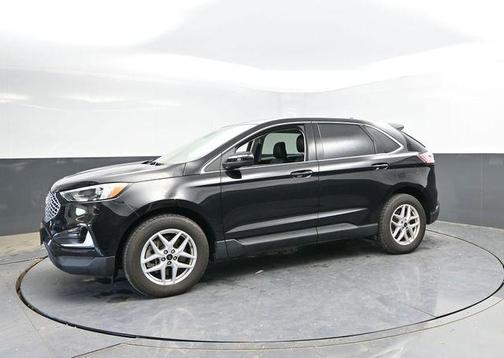 Black Metallic 2024 Ford Edge SEL