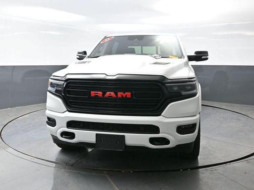 Bright White Clearcoat 2022 RAM 1500 Limited
