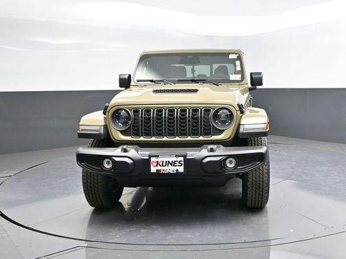 2026 Jeep Gladiator Sport S