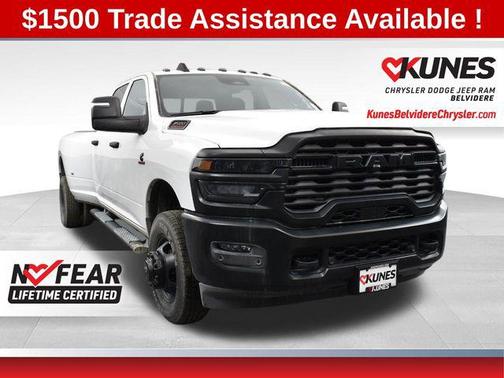 2025 RAM 3500 Tradesman Crew Cab 4x4 8' Box